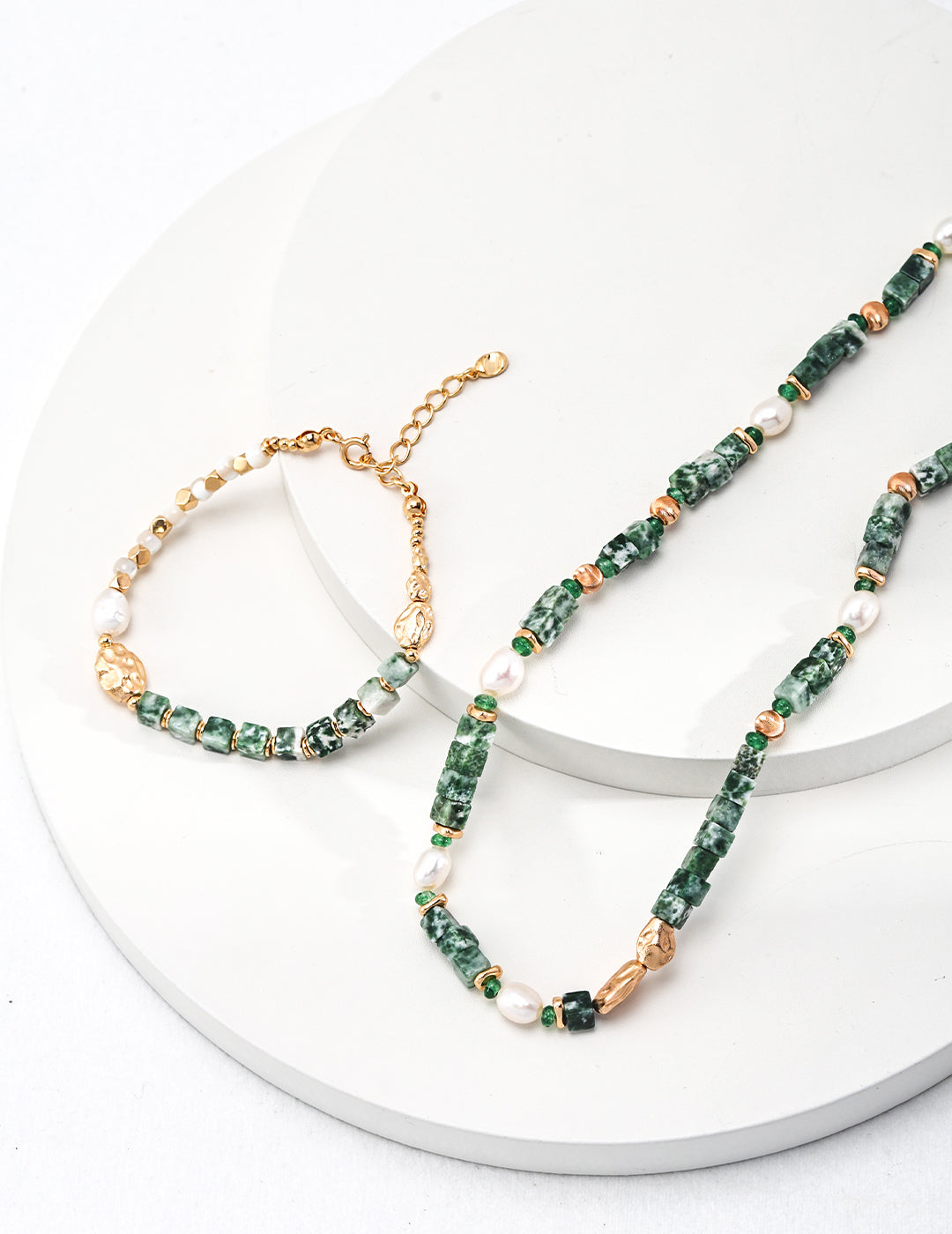 Green jade necklace