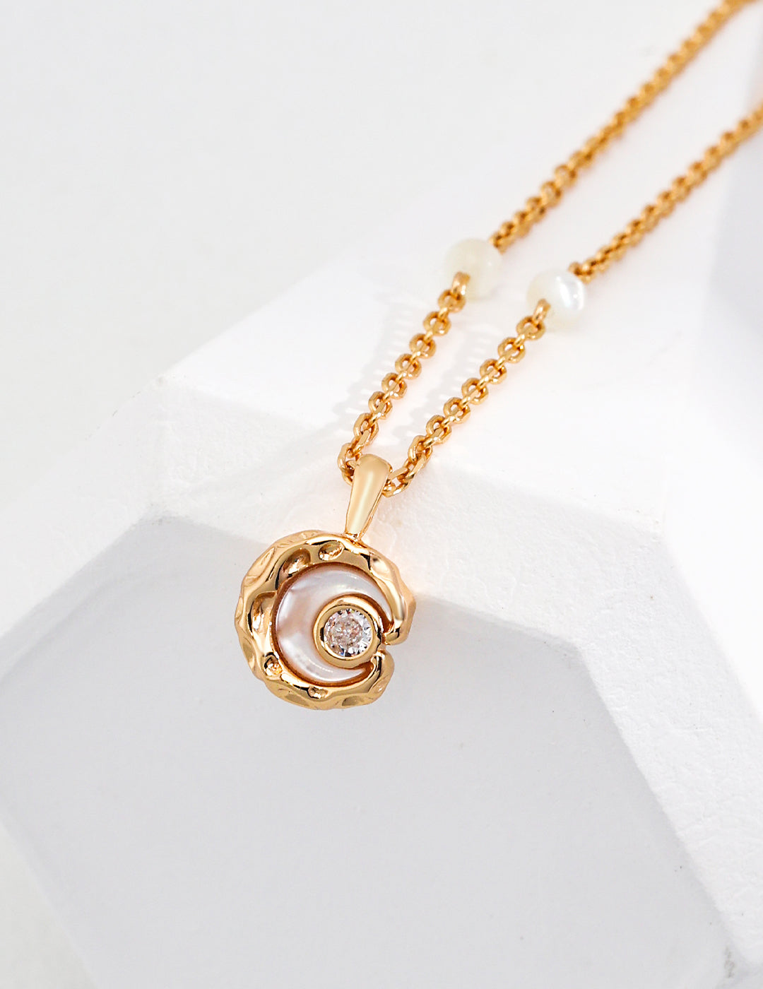 Silver Halo Mother-of-Pearl Necklace
