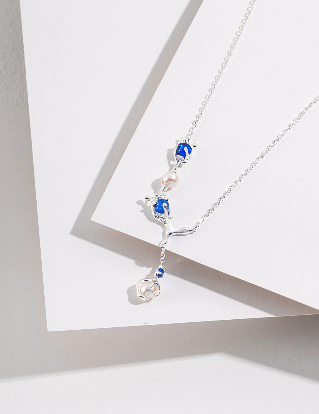 Sapphire Core Necklace