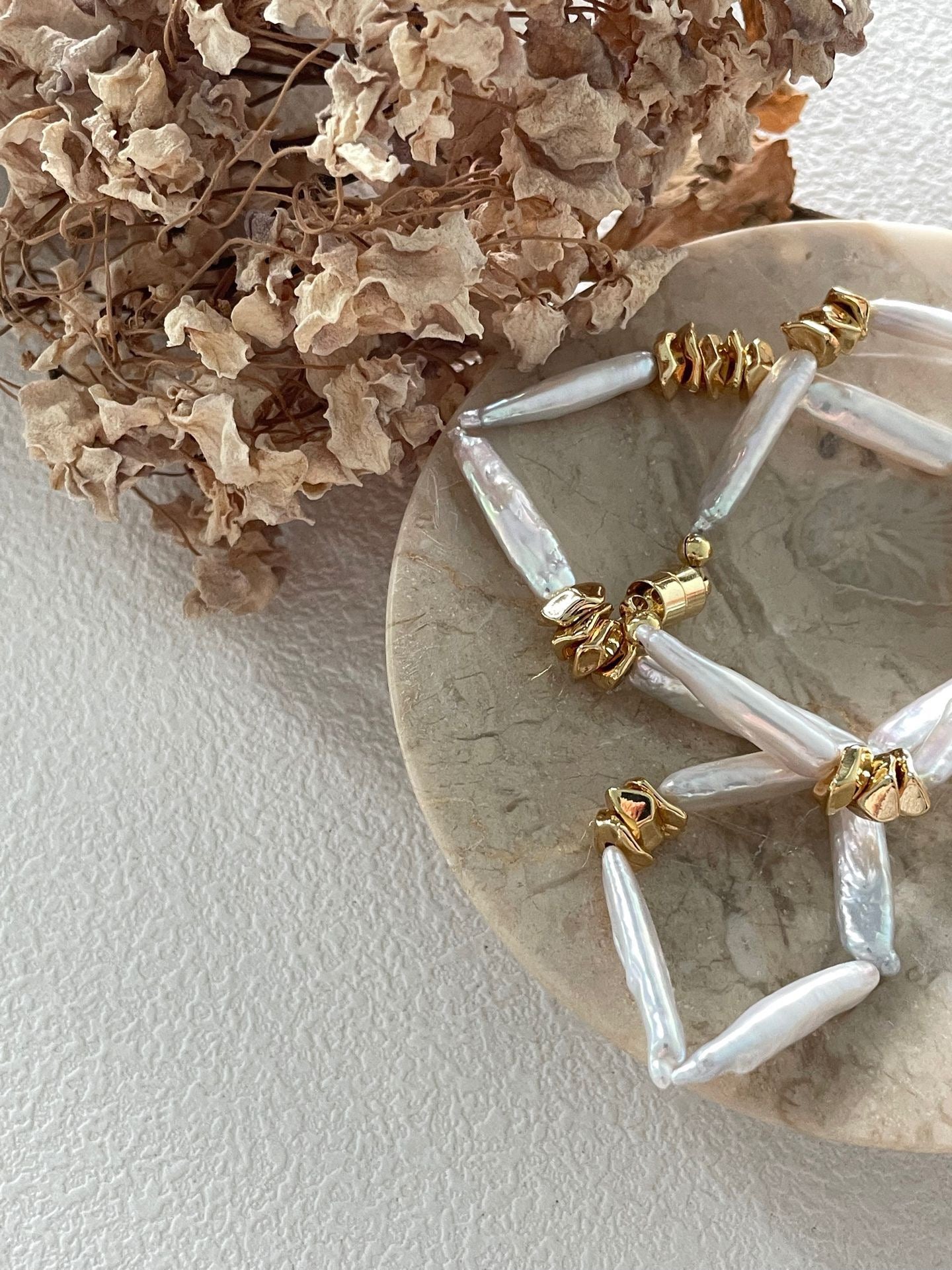 Metal Baroque Necklace
