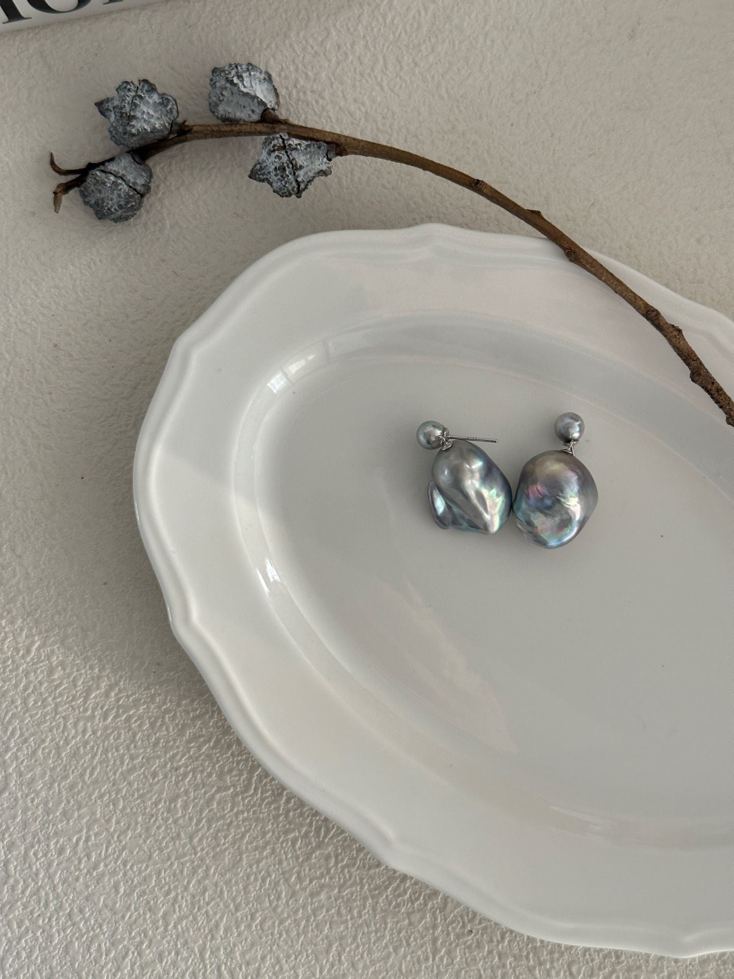 Grey Sea Makutama Baroque Pearl Earrings
