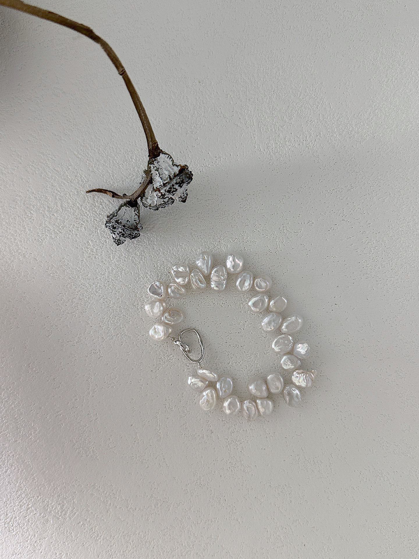 Keshi Petal Pearl Bracelet