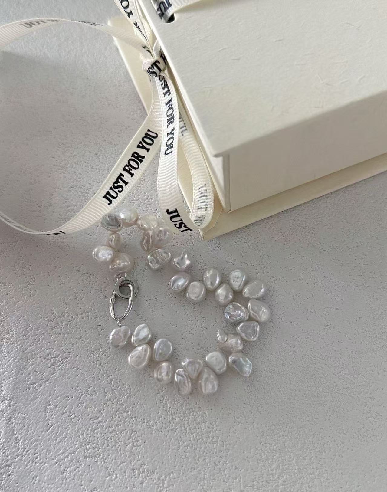 Keshi Petal Pearl Bracelet