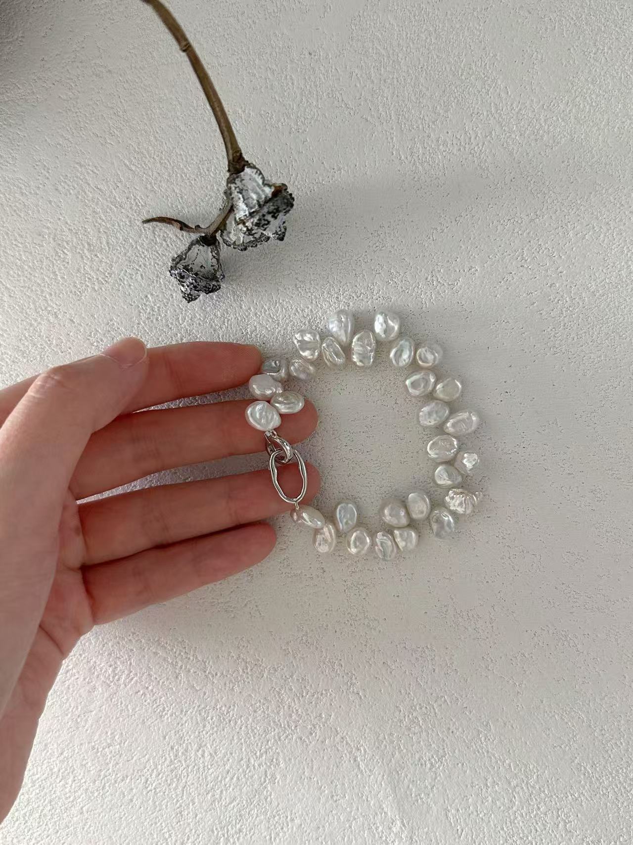 Keshi Petal Pearl Bracelet