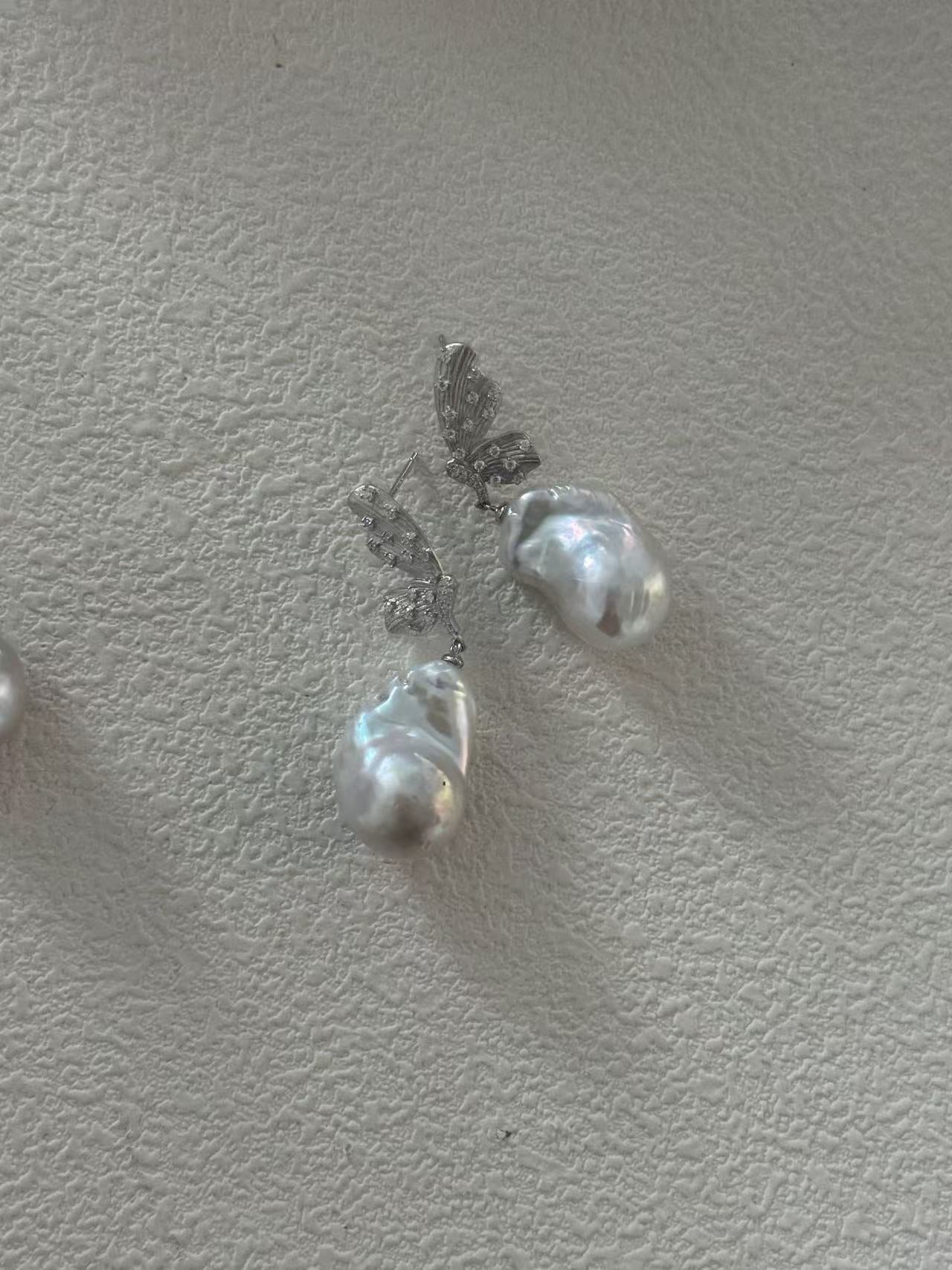 Butterfly Glitter Baroque Earrings