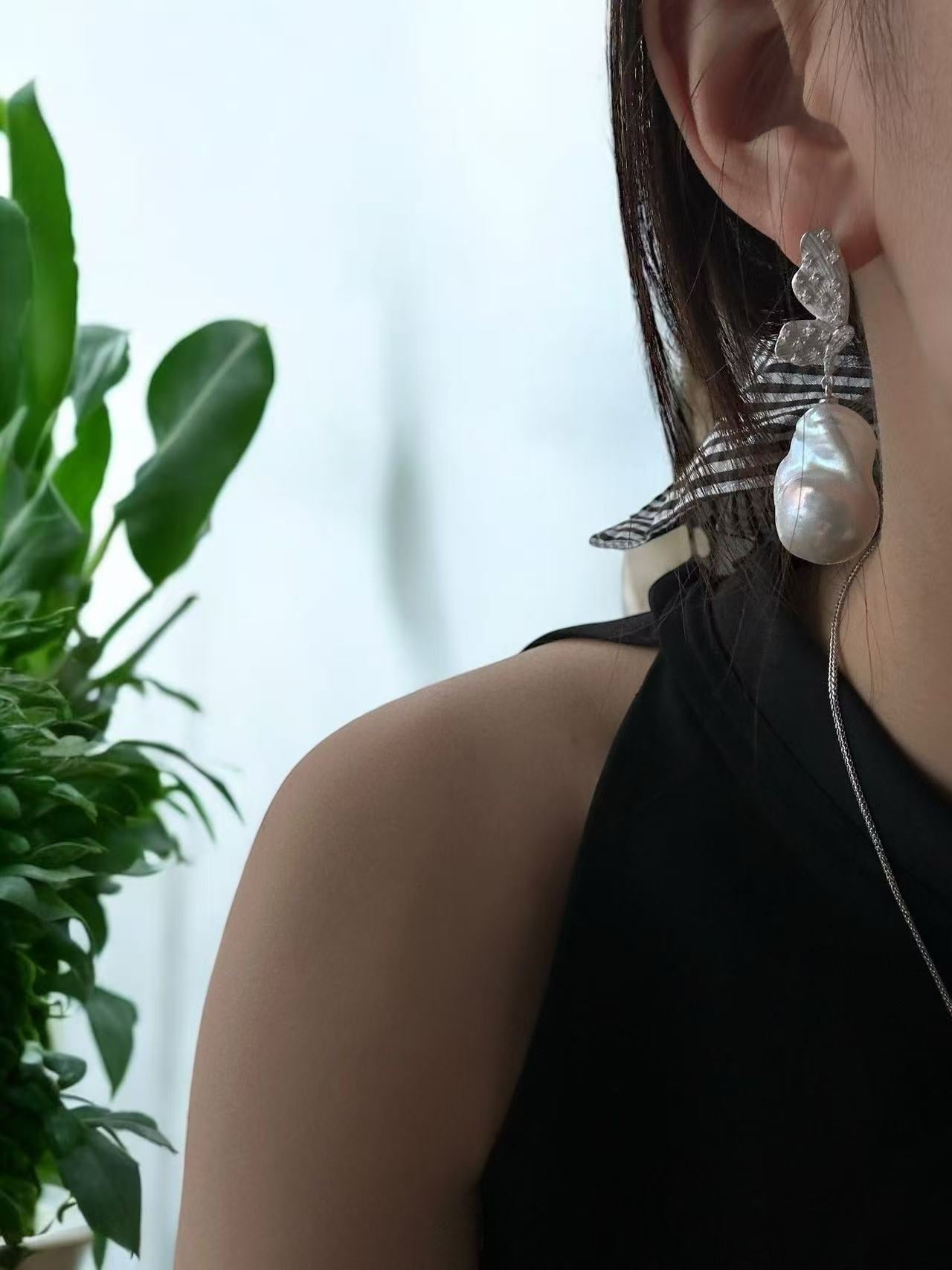 Butterfly Glitter Baroque Earrings