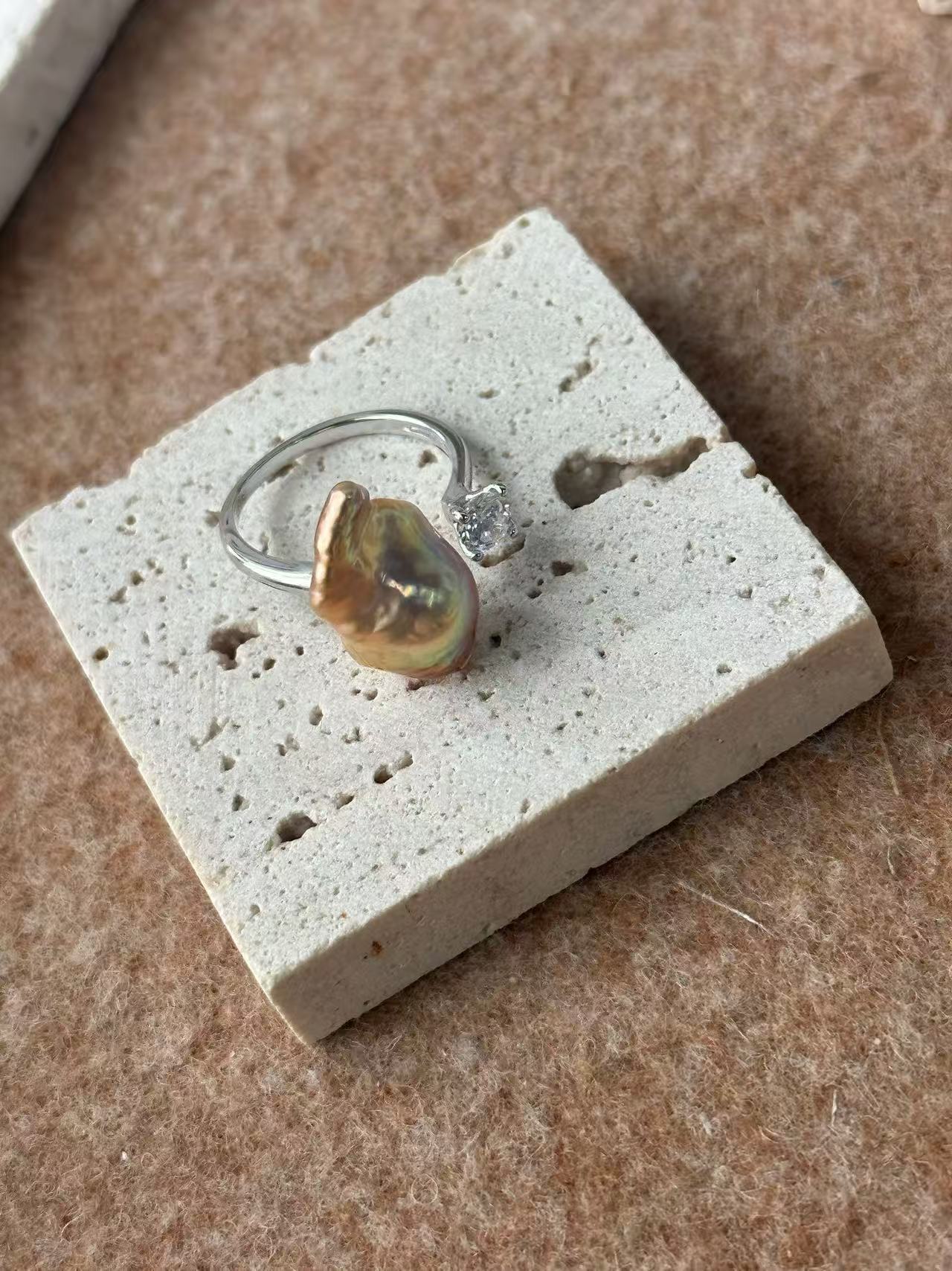 Colourful Baroque Bean Ring