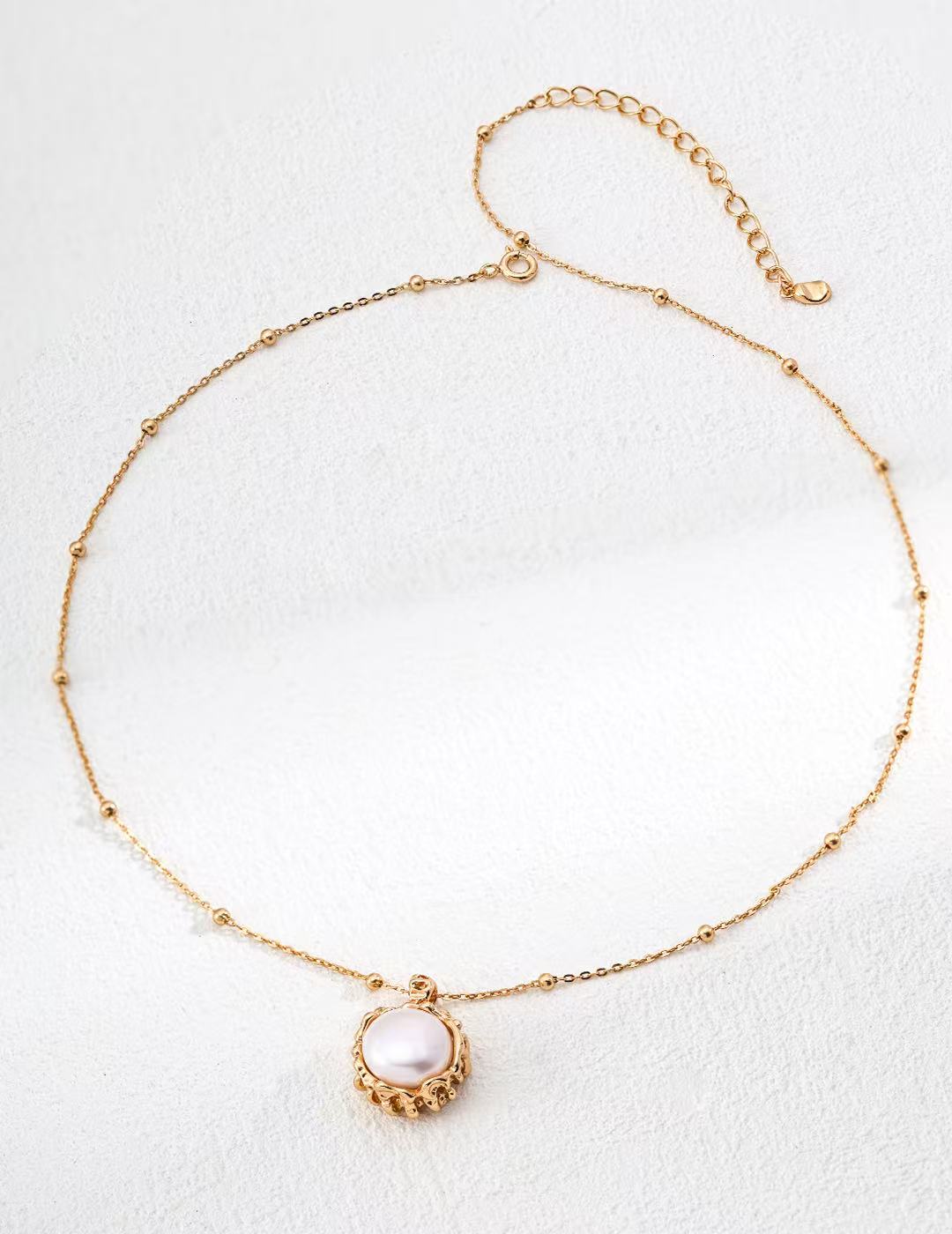 Sun flower Large Natural pearls Necklace