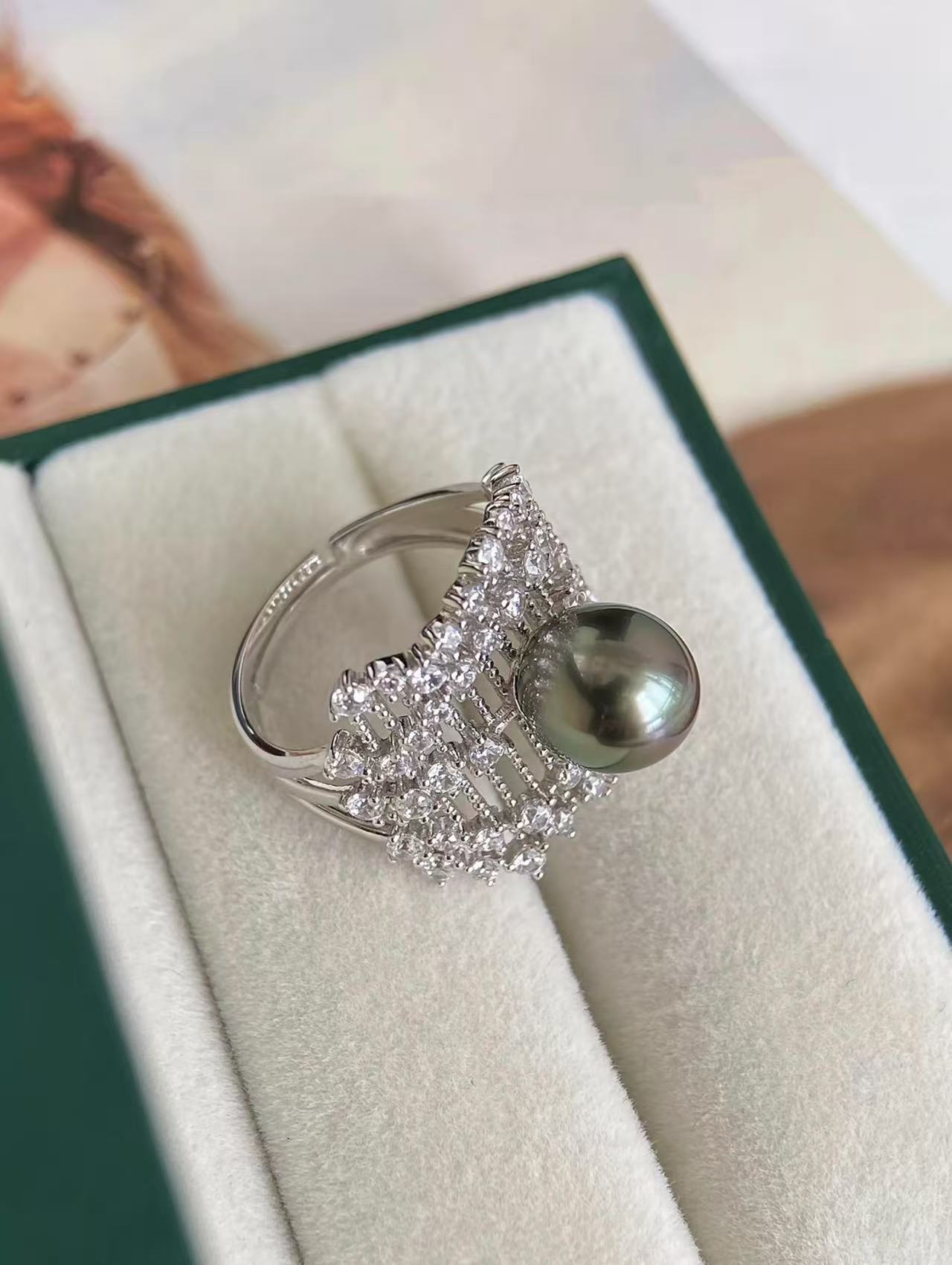 Tahitian Symphony – Collector’s Edition Pearl Ring