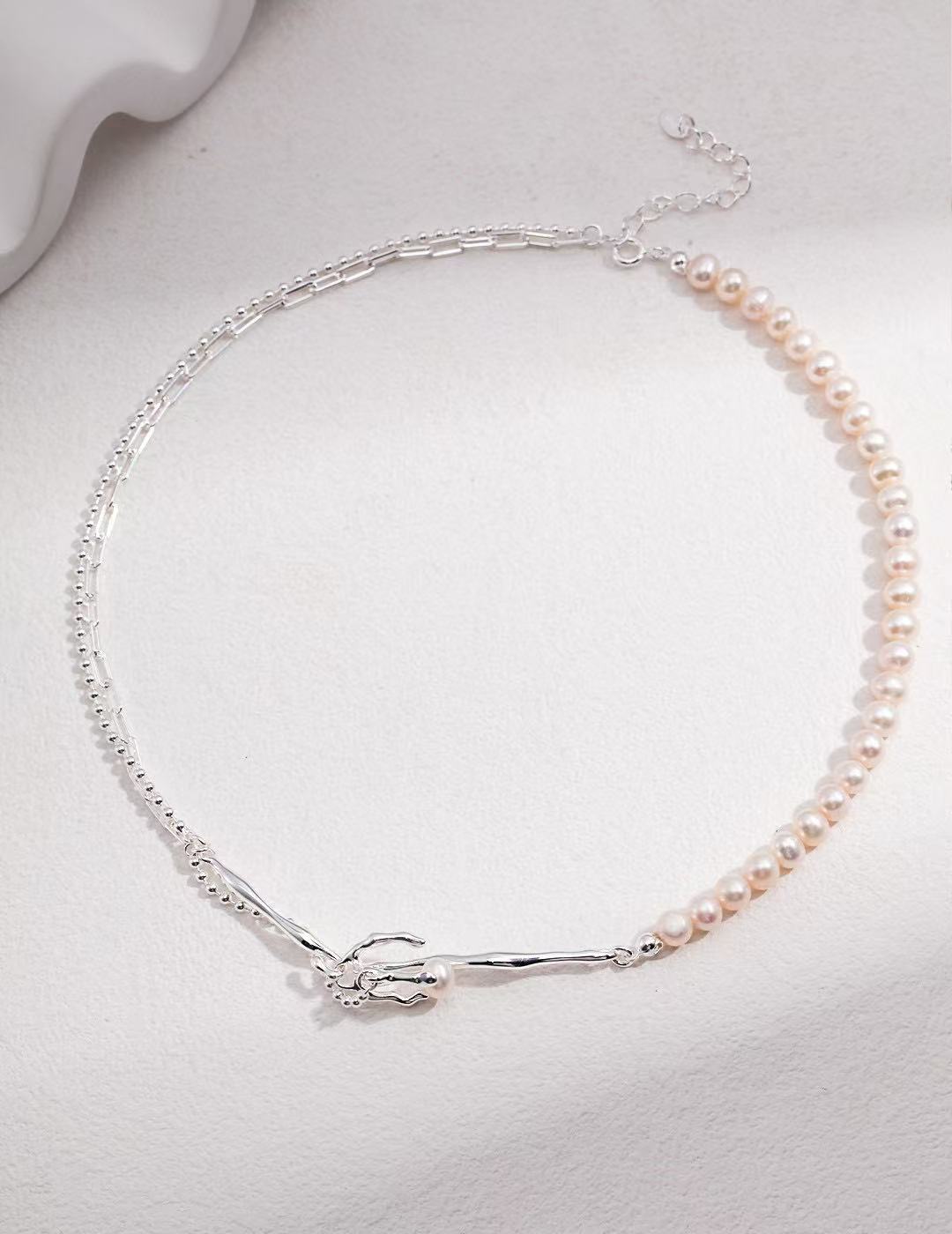 ‘Chain of Eternity’ Pearls Necklace