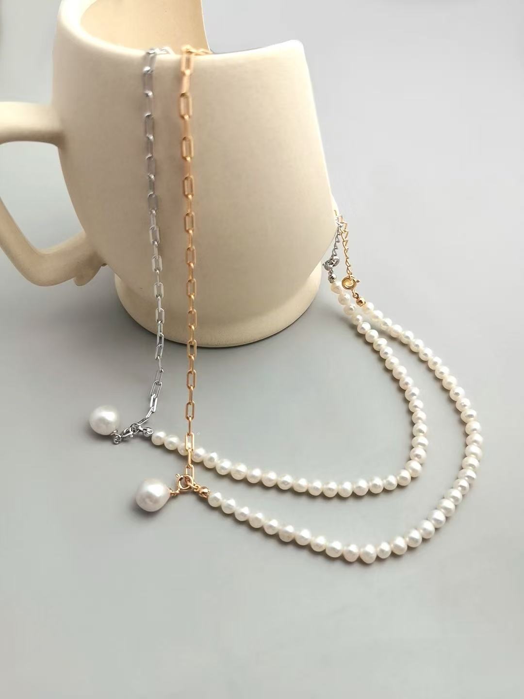 Pendant Pearl Half Necklace