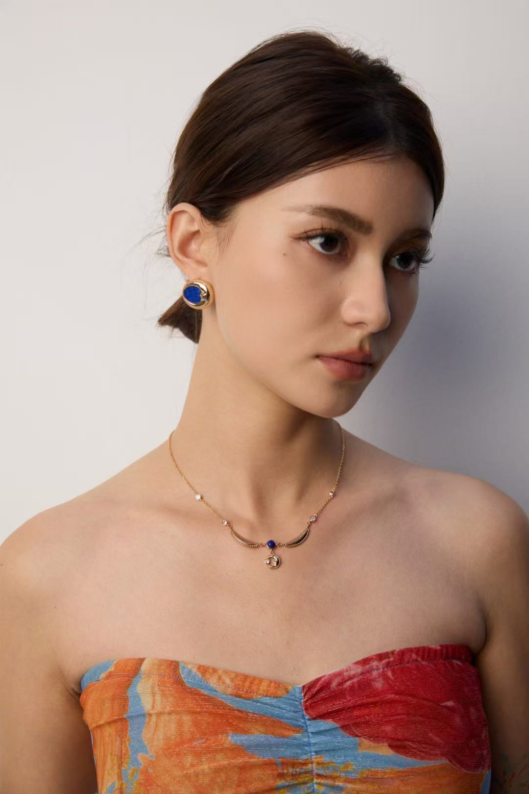 One Thousand & One Nights lapis lazuli Necklace
