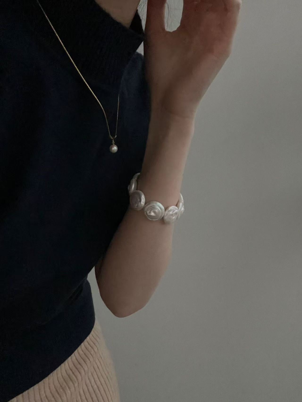 Roman Holiday Pearl Bracelet