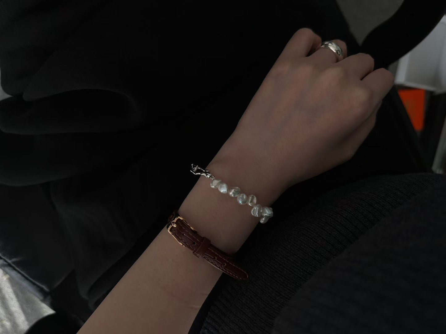 Silver Loop Petal Pearl Bracelet