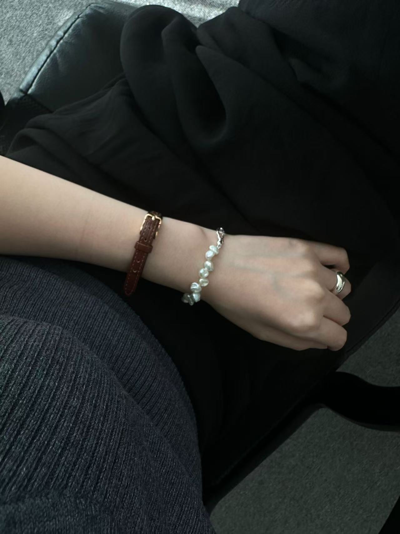 Silver Loop Petal Pearl Bracelet
