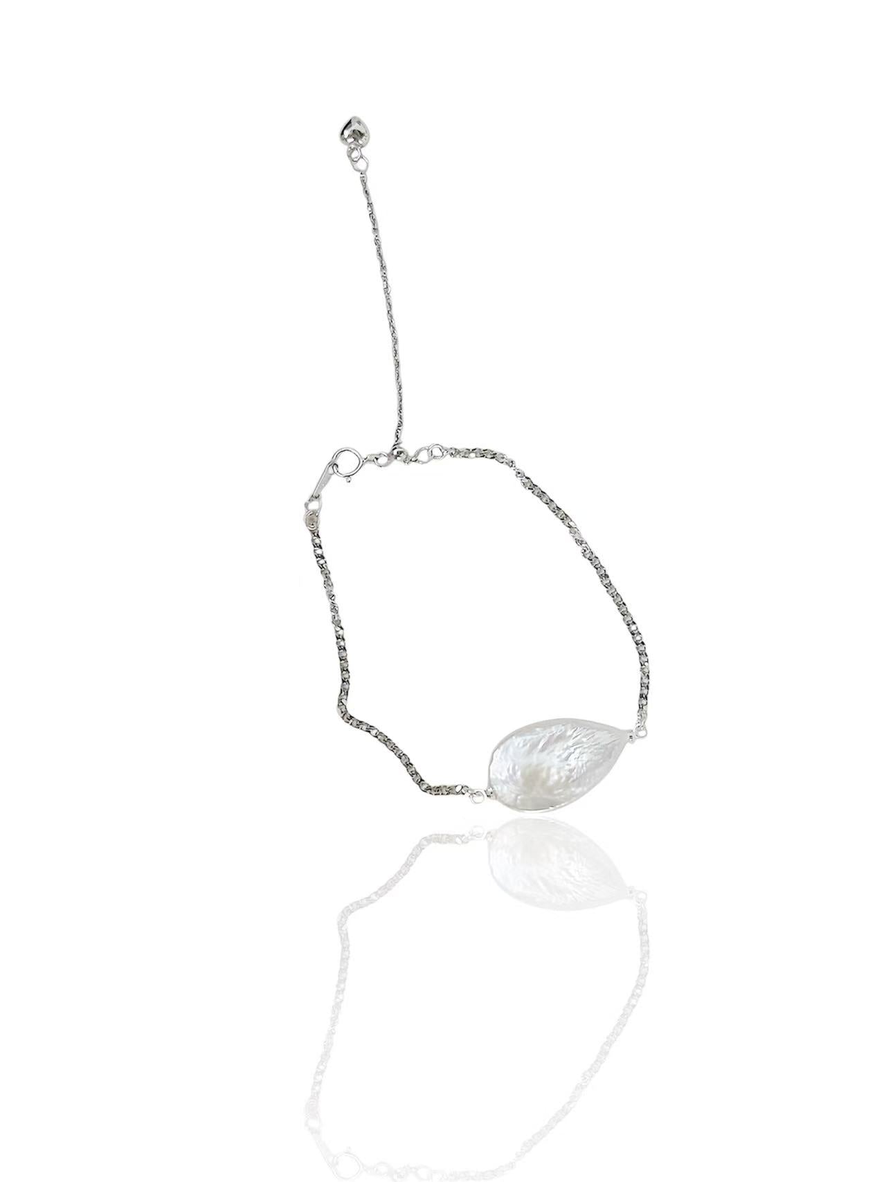 ‘Streams and Oceans’ Water Drop Flat Baroque Series Set (Earrings, Necklace, Bracelet)