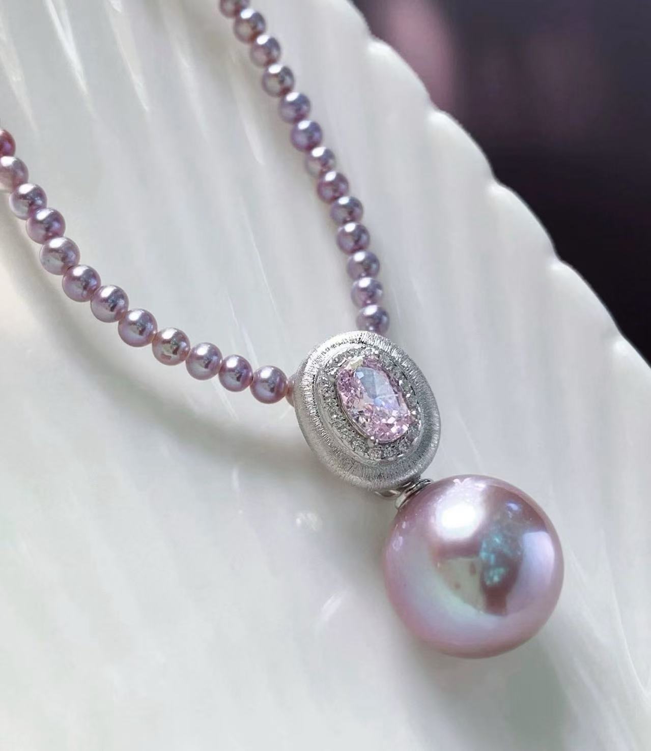 ‘Song of the Sirens’ pink freshwater pearl necklace set