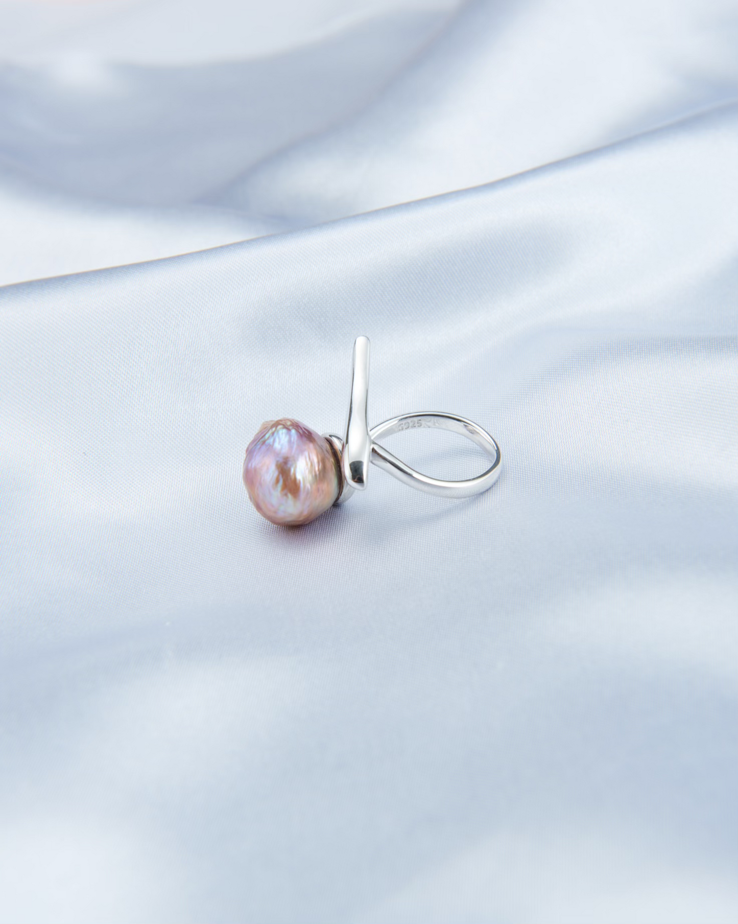 Grape Pearl Ring