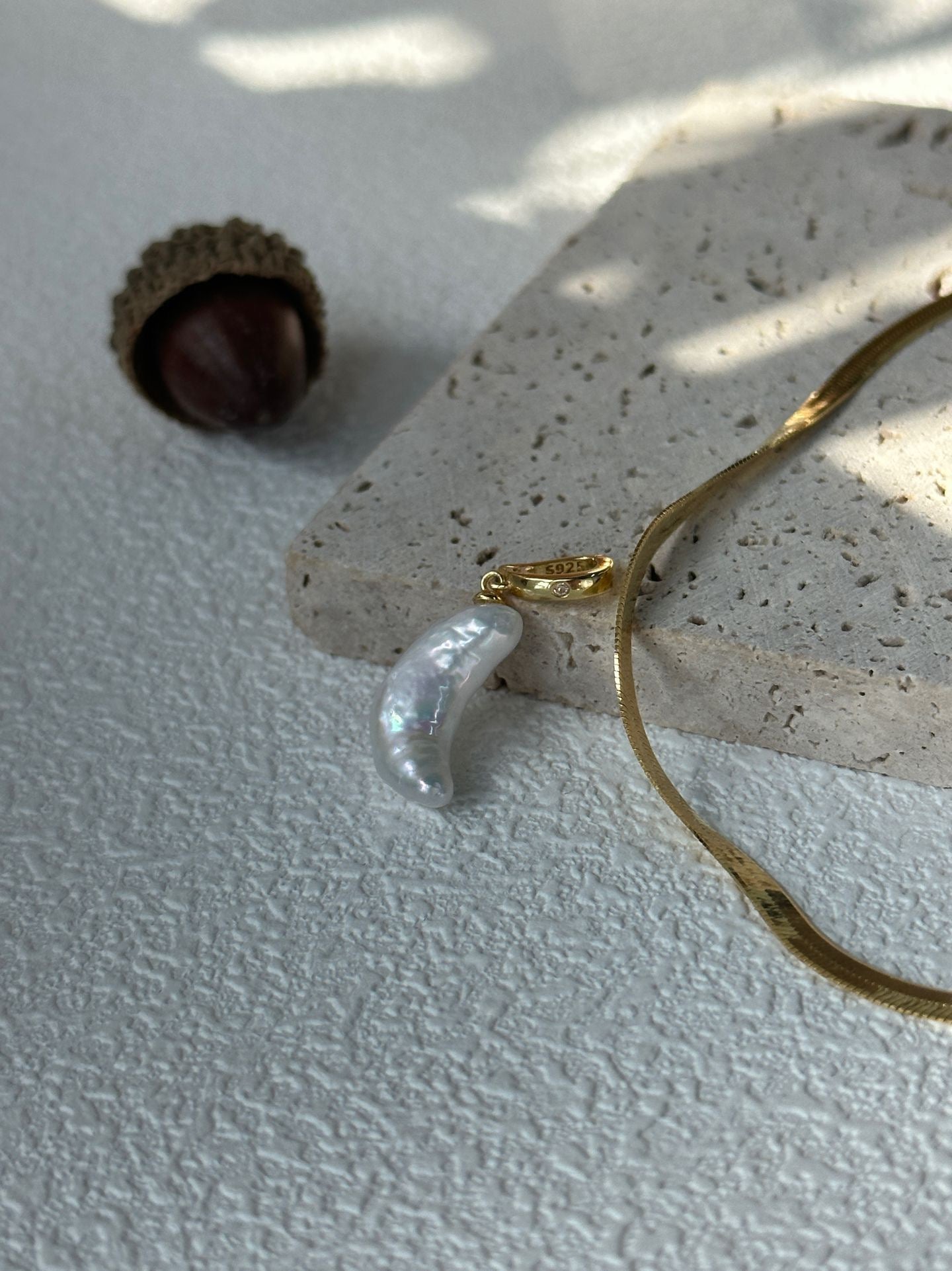 “The sun, moon and stars”Cream Baroque Gold Bracelet&Necklace