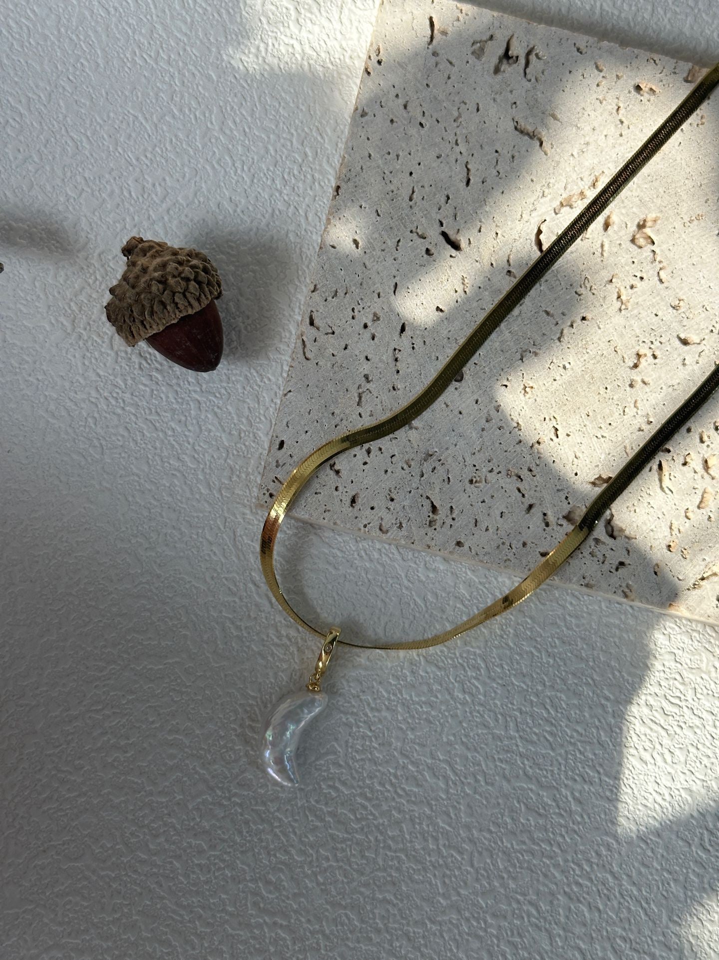 “The sun, moon and stars”Cream Baroque Gold Bracelet&Necklace