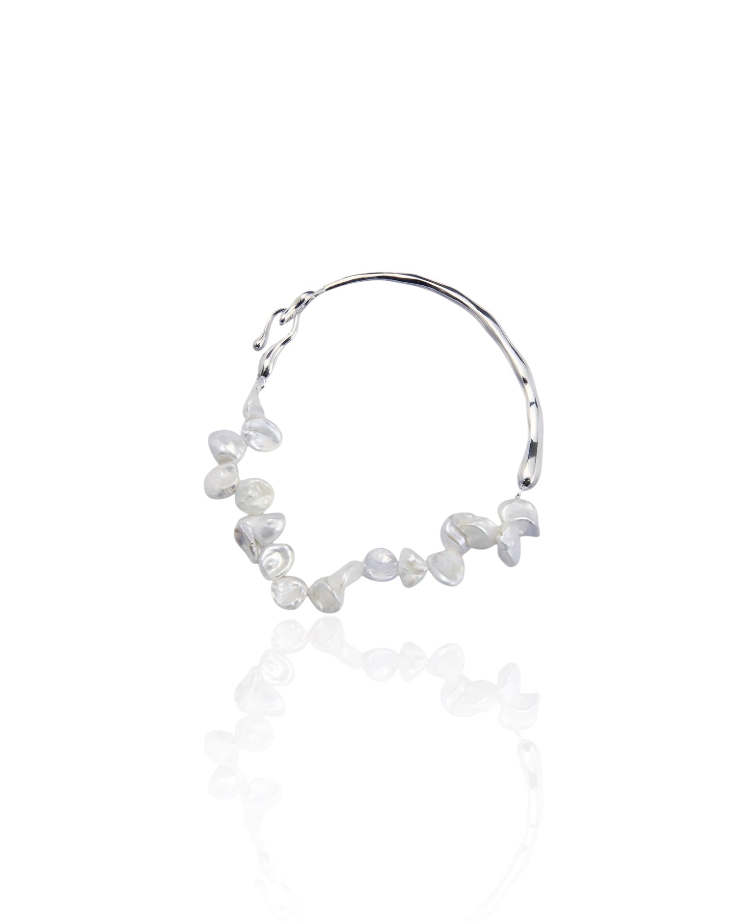 Silver Loop Petal Pearl Bracelet