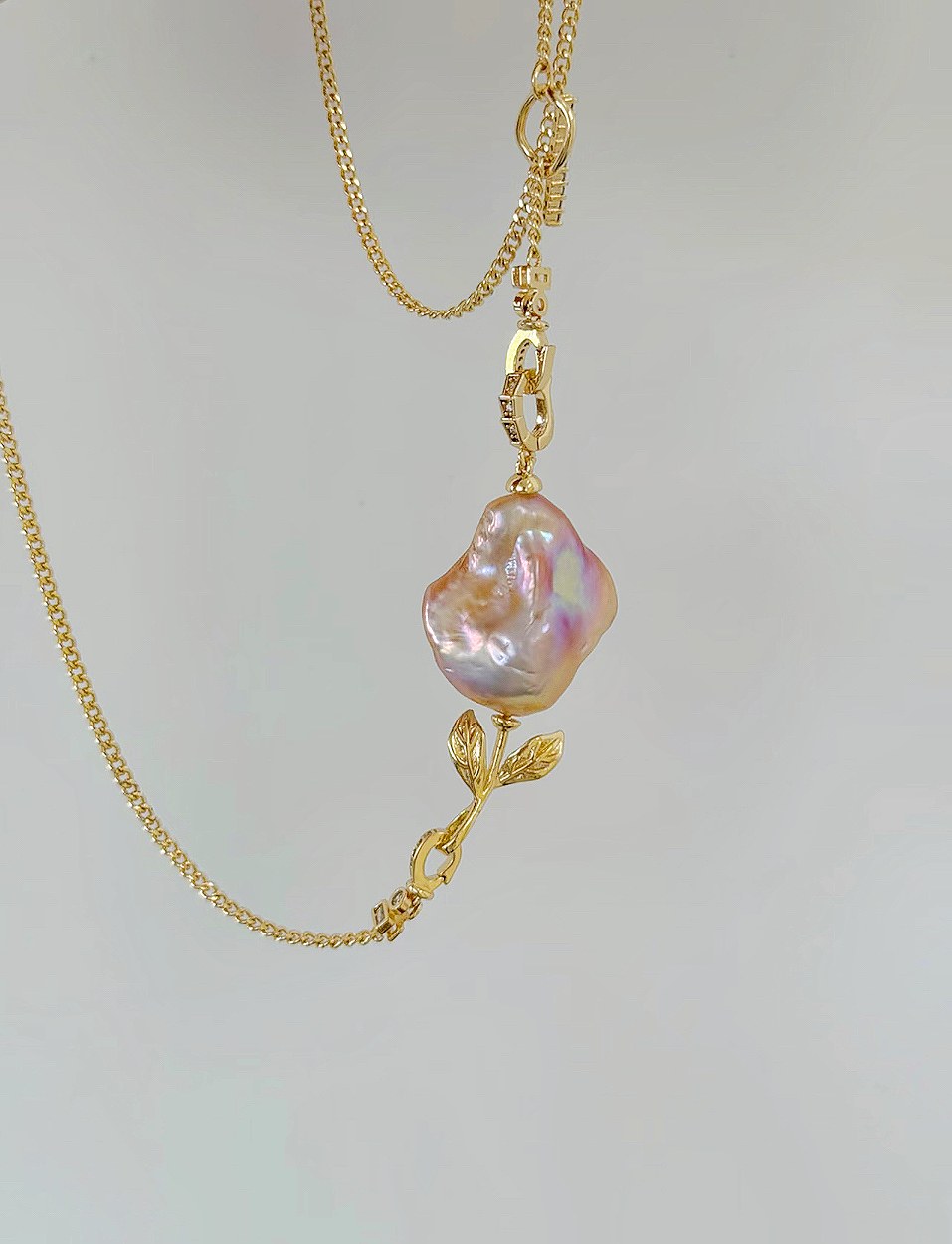 ‘Rose Garden’ Golden Dual-Use Baroque Necklace