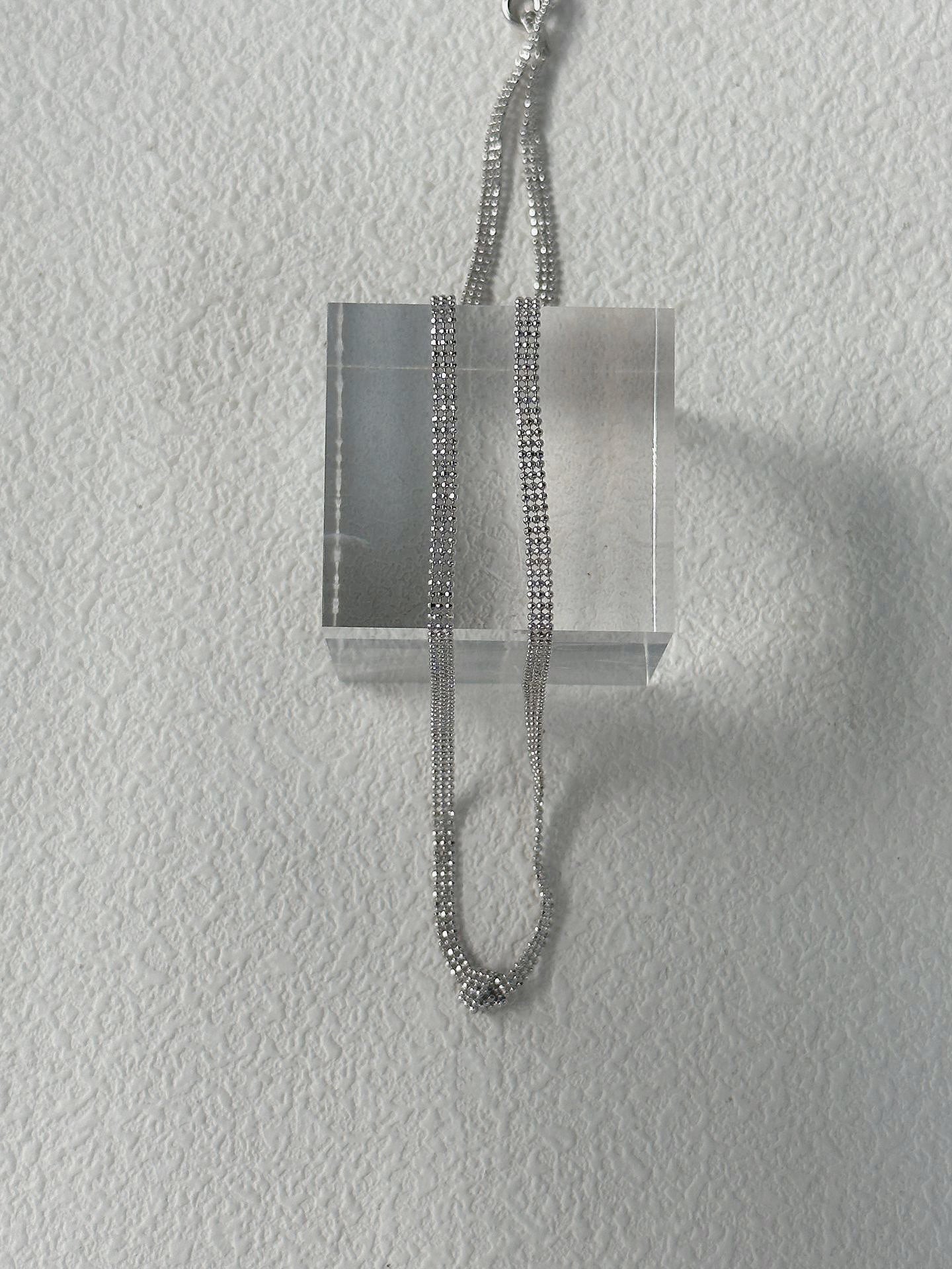 Silver and Blue Flow・Natural Keshi Pearl Silver Knot Necklace