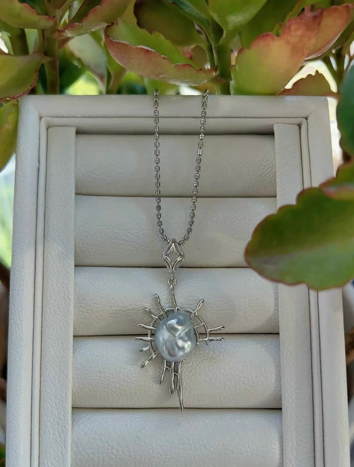 'Frozen' Collection Blue Australia White, keshi Collection Pearl Series