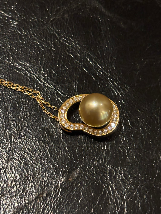 Seawater South Sea Golden Pearl "Lucky Bean" Gold Necklace