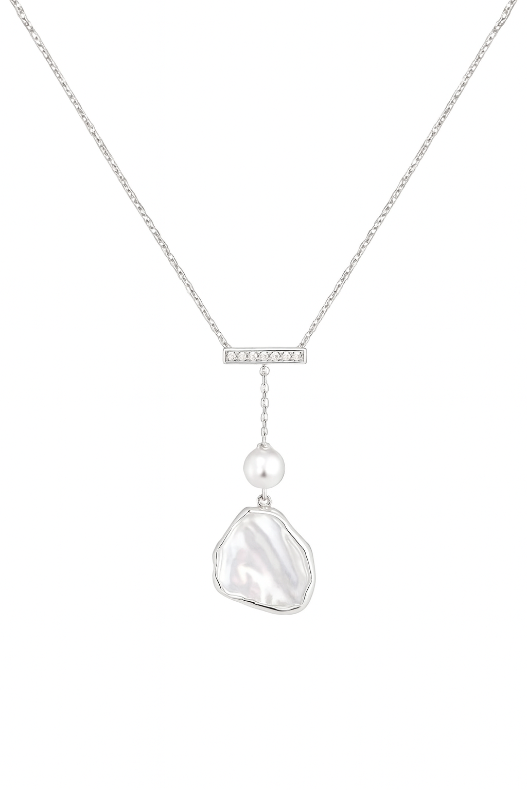 “Balance Wood” Shell Baroque Necklace