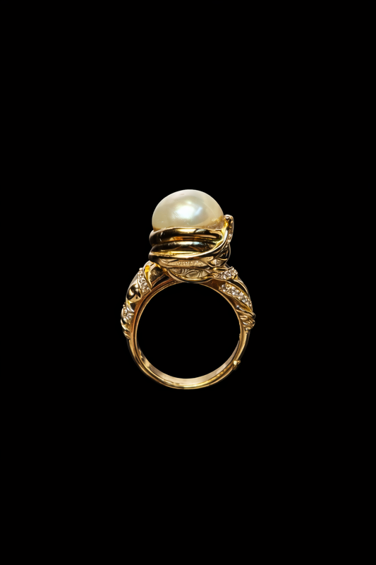Light Gold Seawater Australian White Pearl Vintage-Style Collector's Ring (One-of-a-Kind)