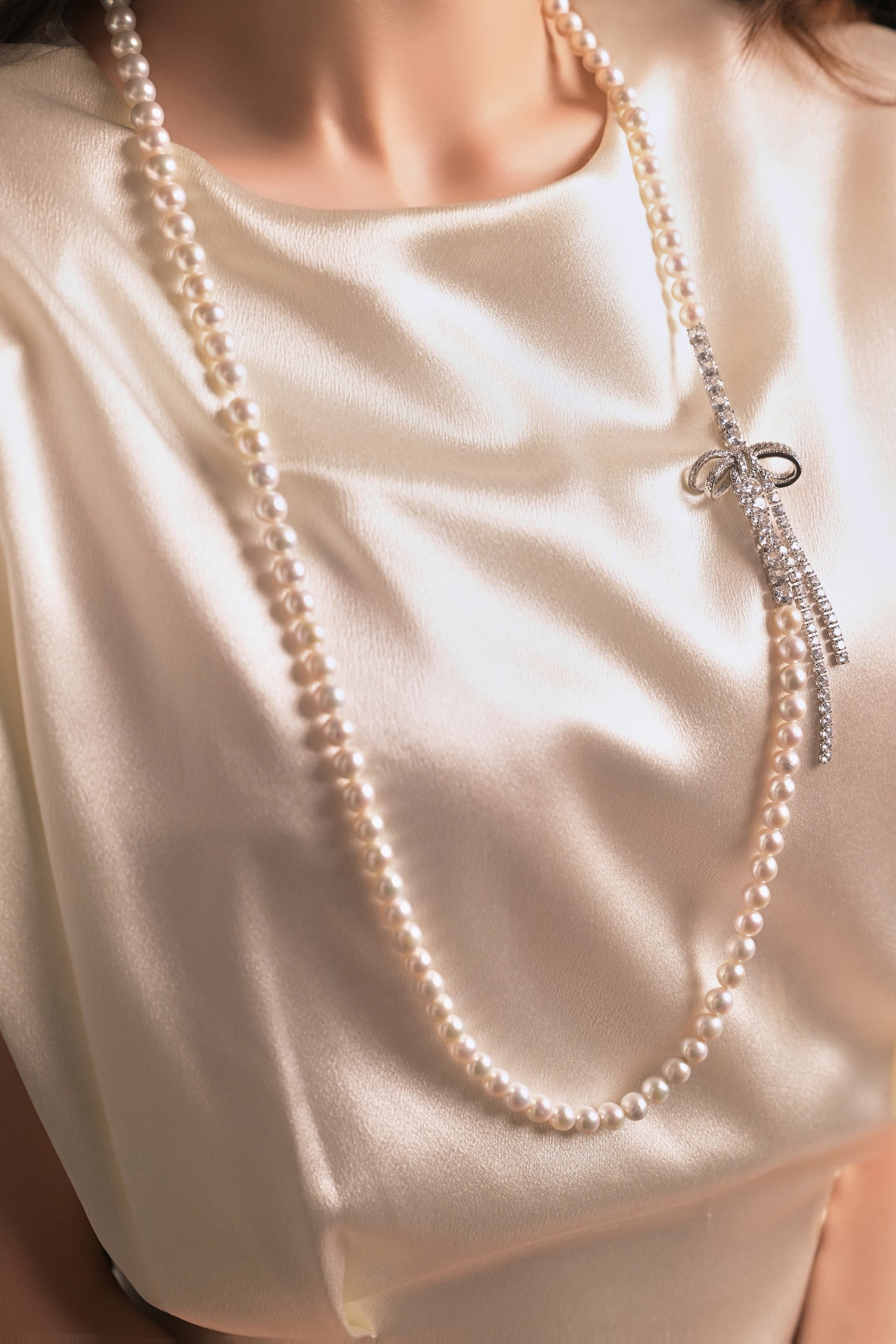 Crystal Silk Ribbon Freshwater Pearl Sweater Chain