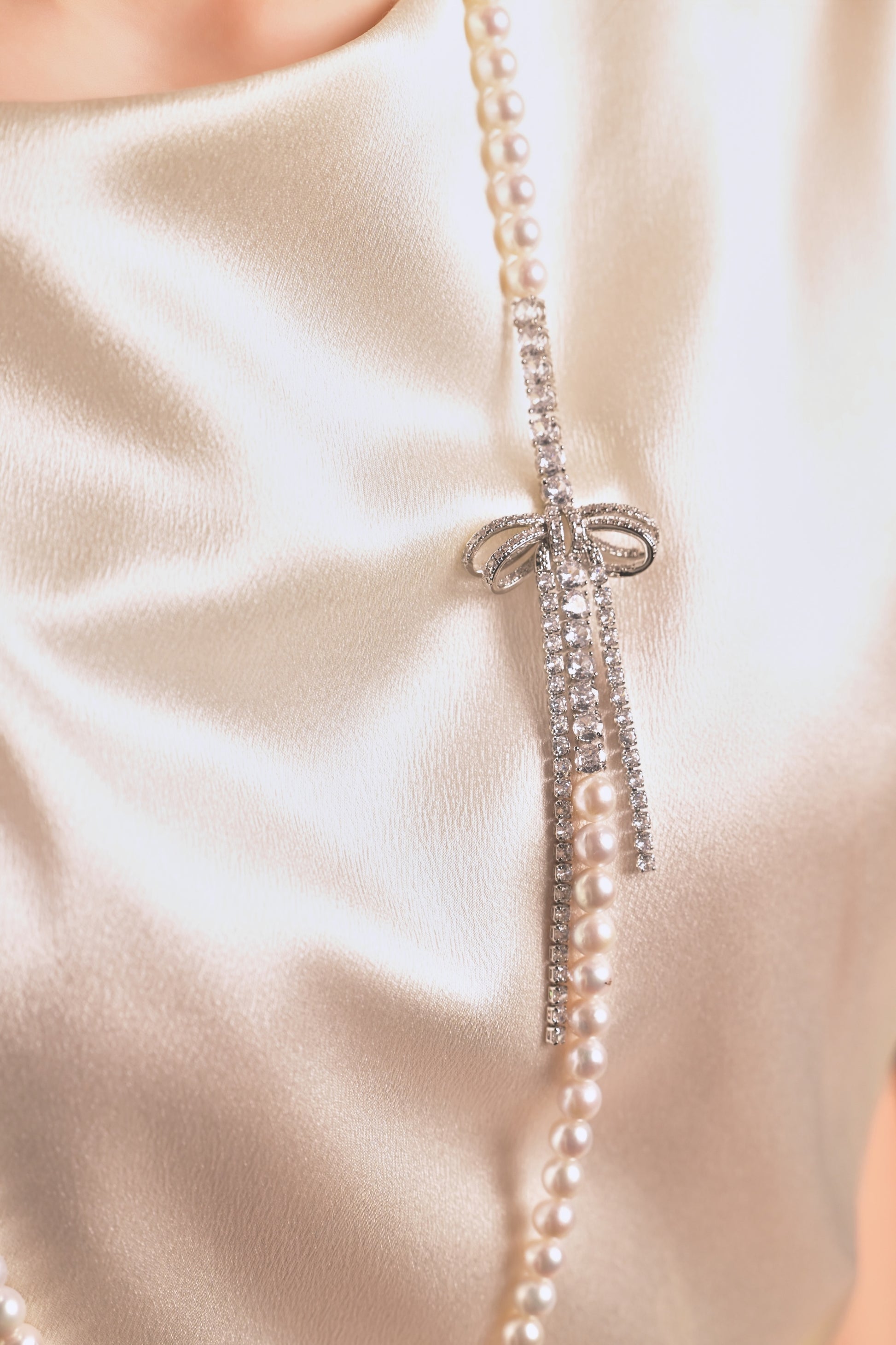 Crystal Silk Ribbon Freshwater Pearl Sweater Chain