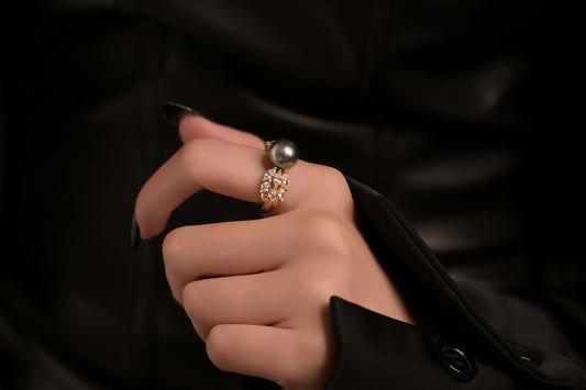 "Black Butterfly" Tahitian Pearl Ring