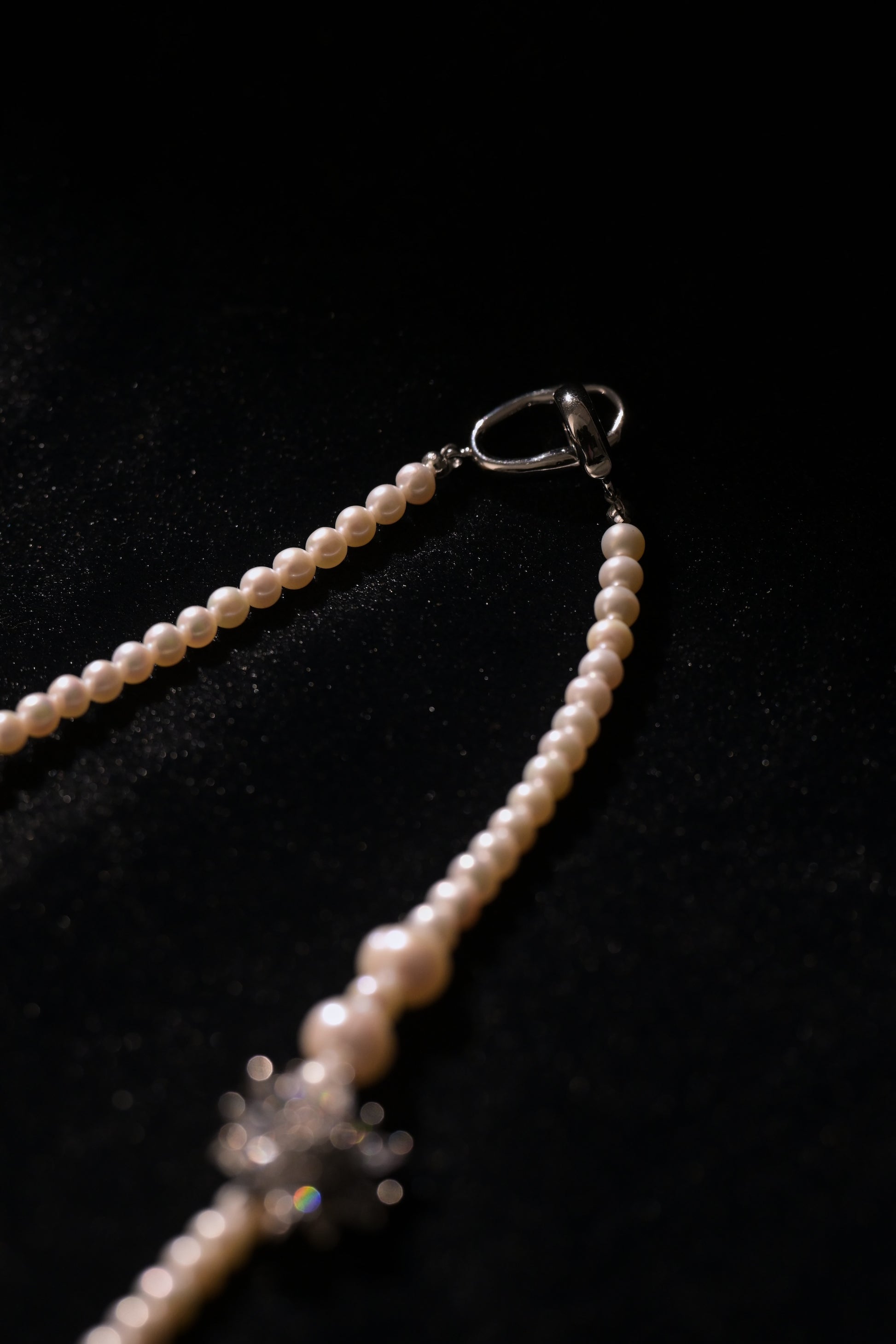 Silver Daisy Freshwater Pearl Sweater Chain