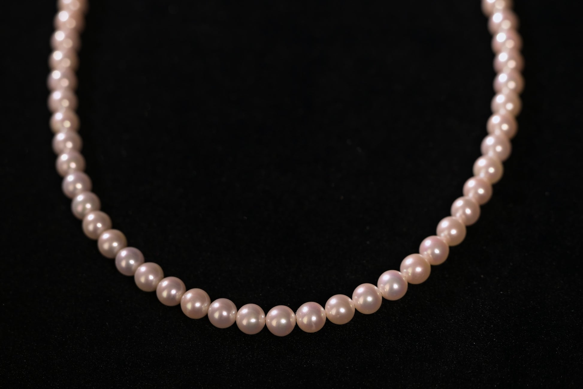 Minimalist Freshwater Pearl Bead Necklace