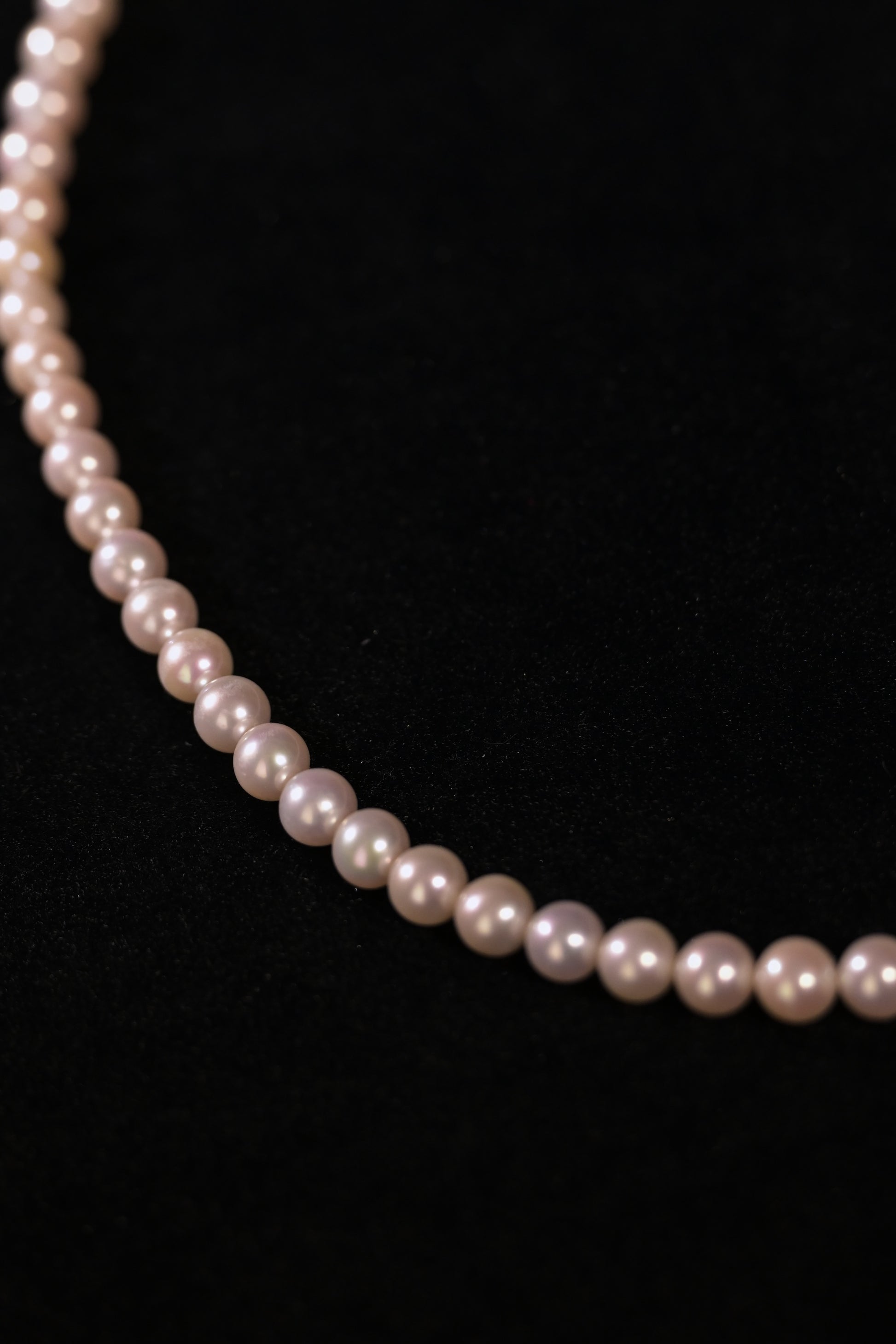 Minimalist Freshwater Pearl Bead Necklace