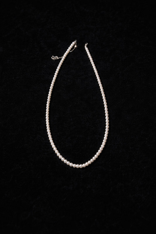 'Blue Glow' Tiny Pearl Necklace