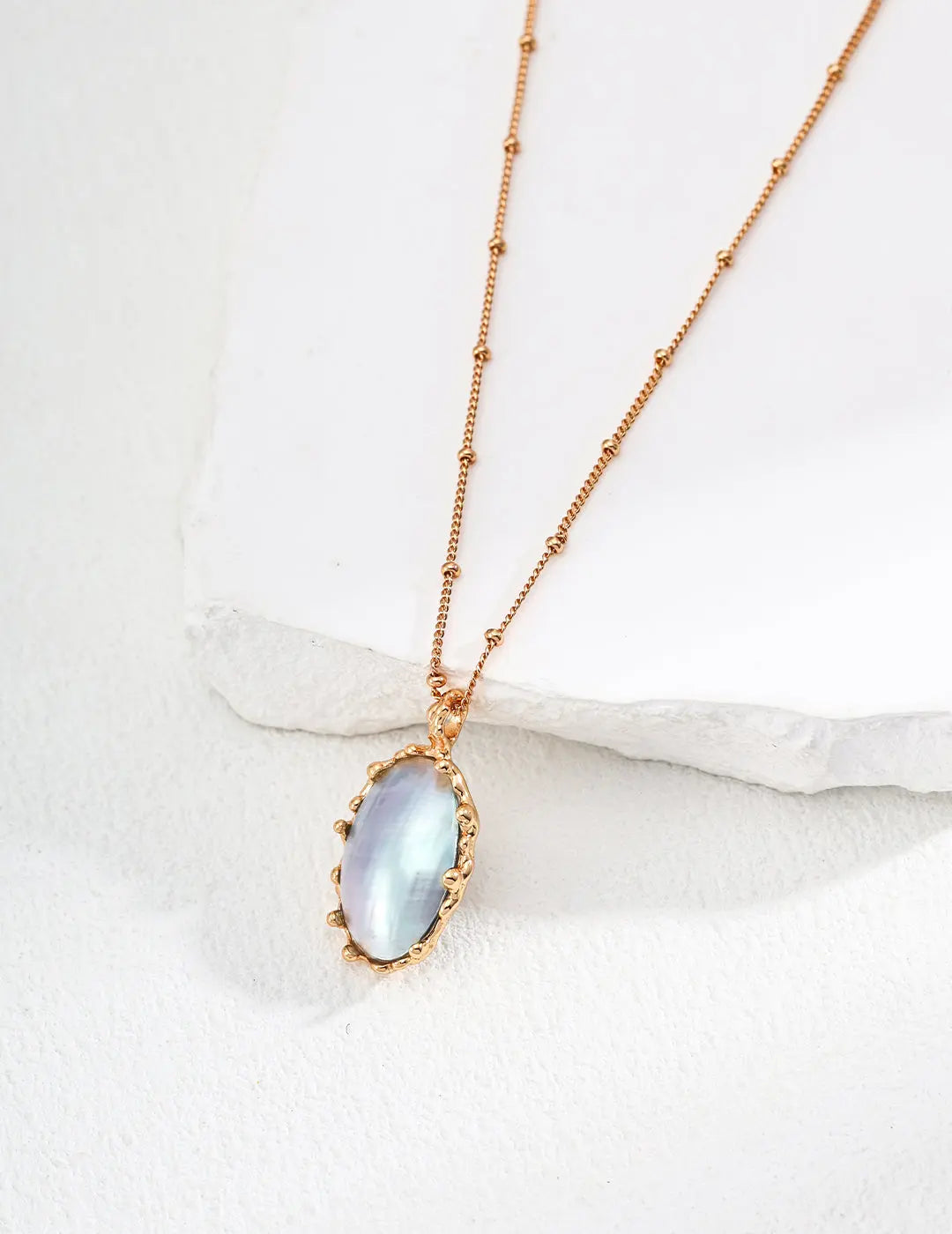 Aurora Horseshoe Shell Pendant My Store