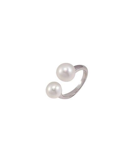 Nude Pearl Floating Ring