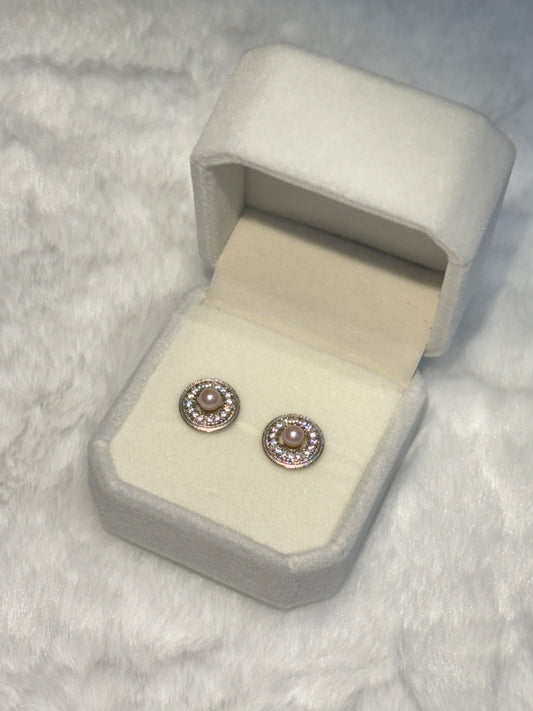 “Snow Mirror” Sterling Silver Diamond Star Freshwater Pearl Stud Earrings