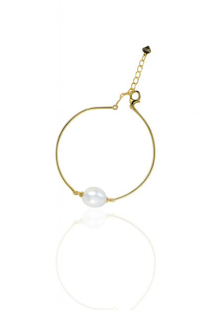 “The sun, moon and stars”Cream Baroque Gold Bracelet&Necklace