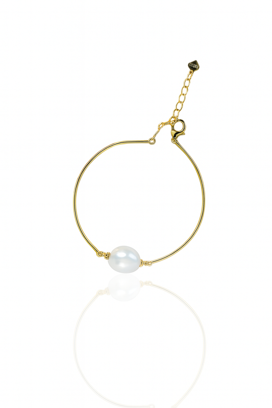 “The sun, moon and stars”Cream Baroque Gold Bracelet&Necklace