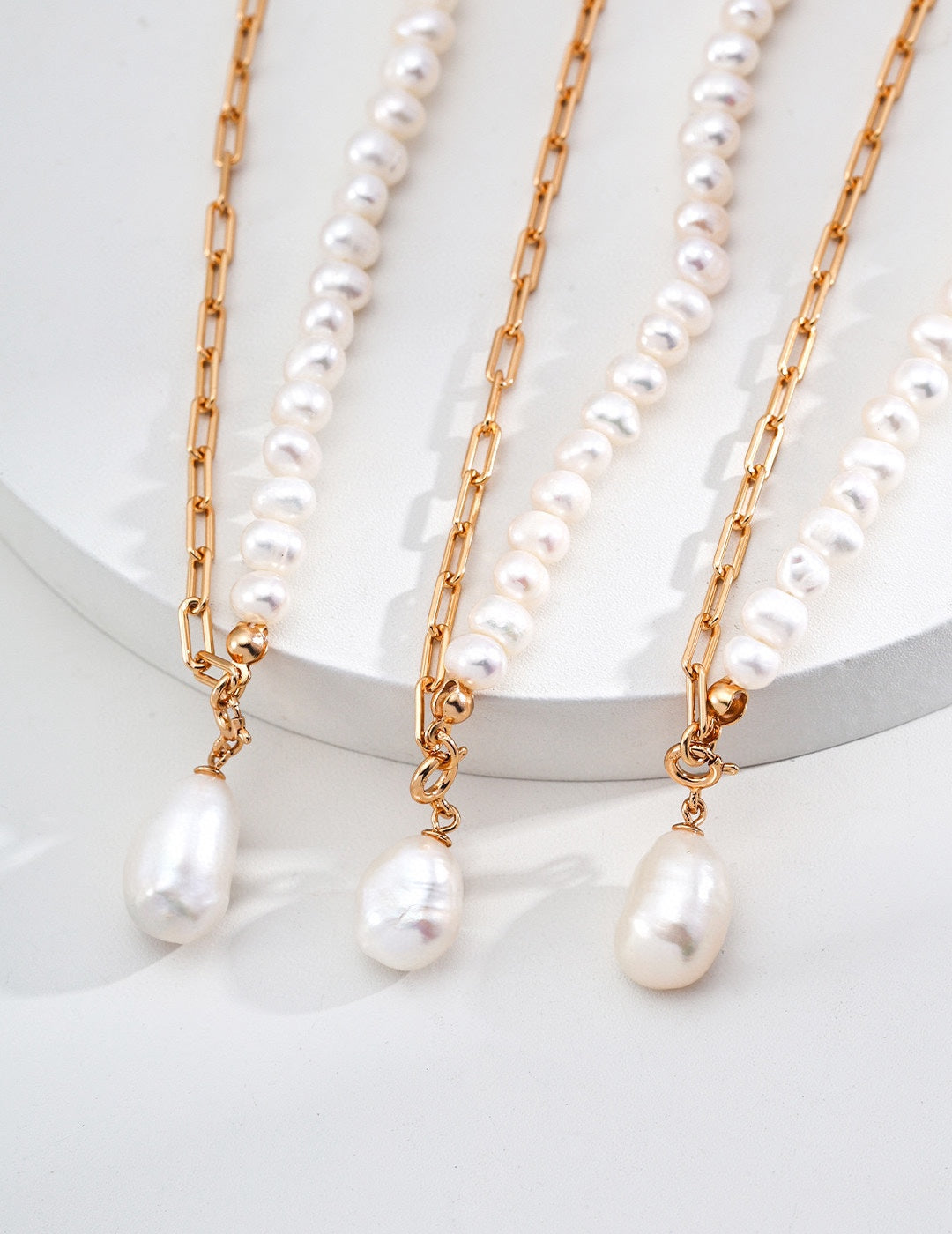 Pendant Pearl Half Necklace
