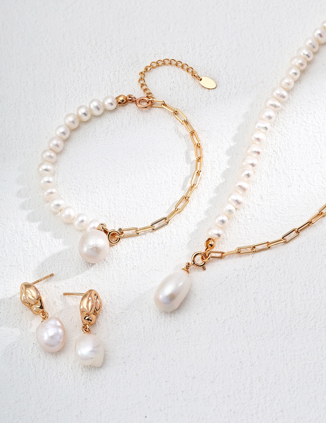 Pendant Pearl Half Necklace