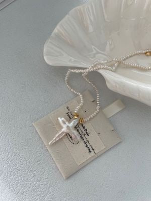 Cross Baroque Necklace