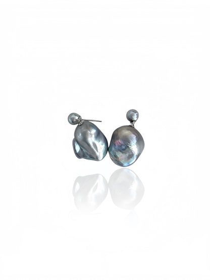 Grey Sea Makutama Baroque Pearl Earrings