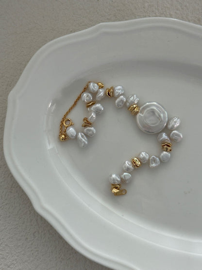 Metal Keshi Petal Golden Bracelet