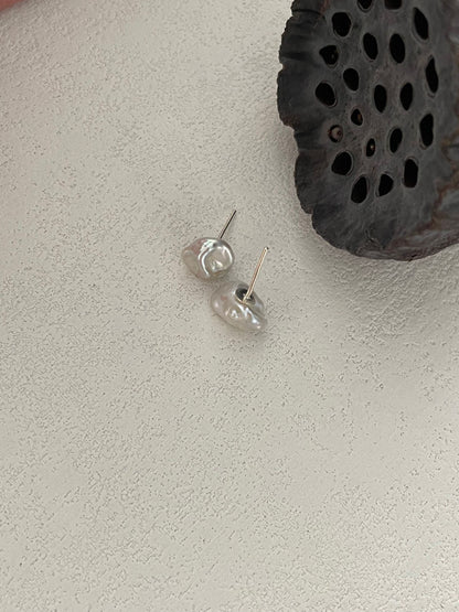 Keshi Minimalist Earrings