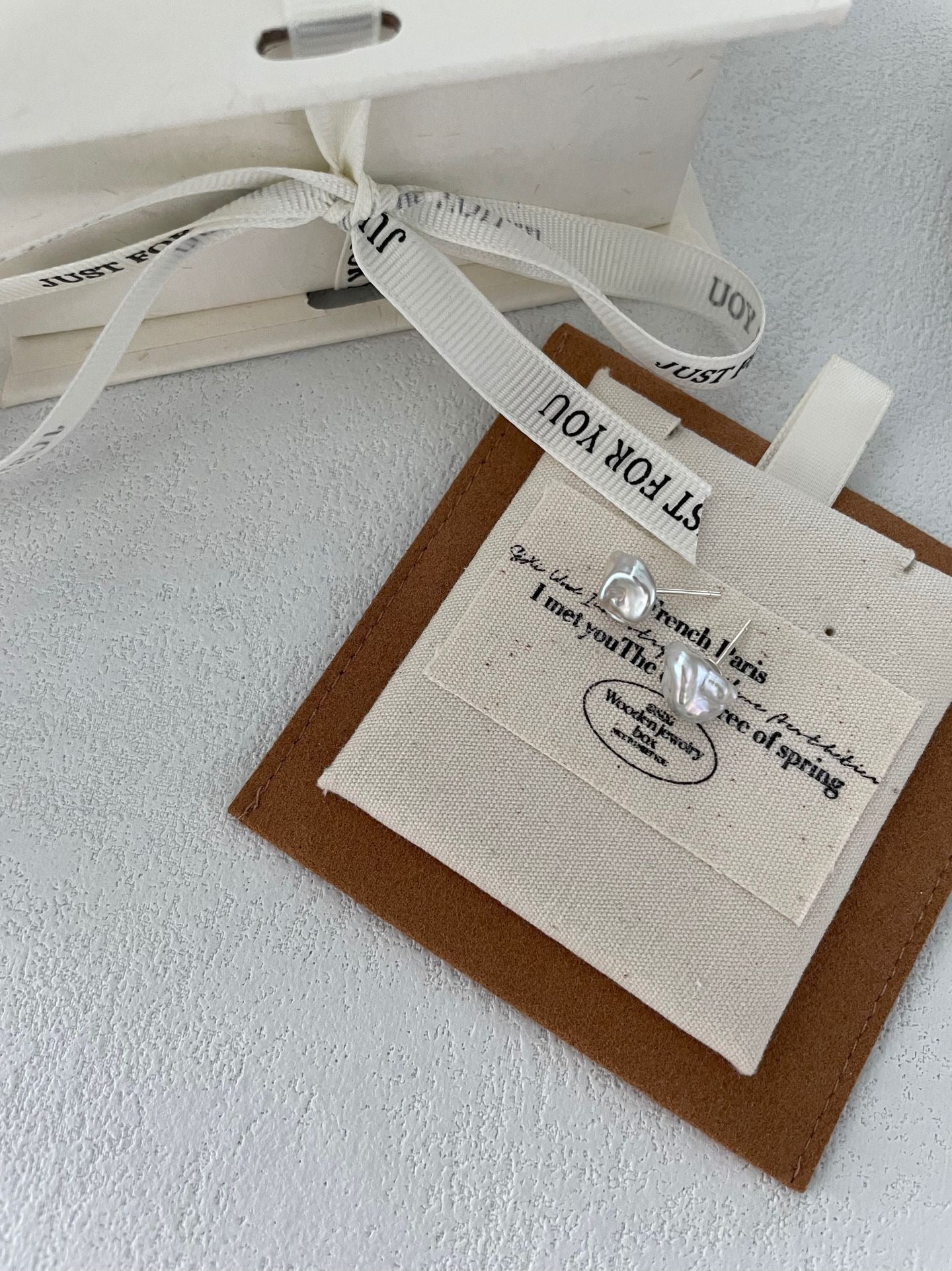 Keshi Minimalist Earrings